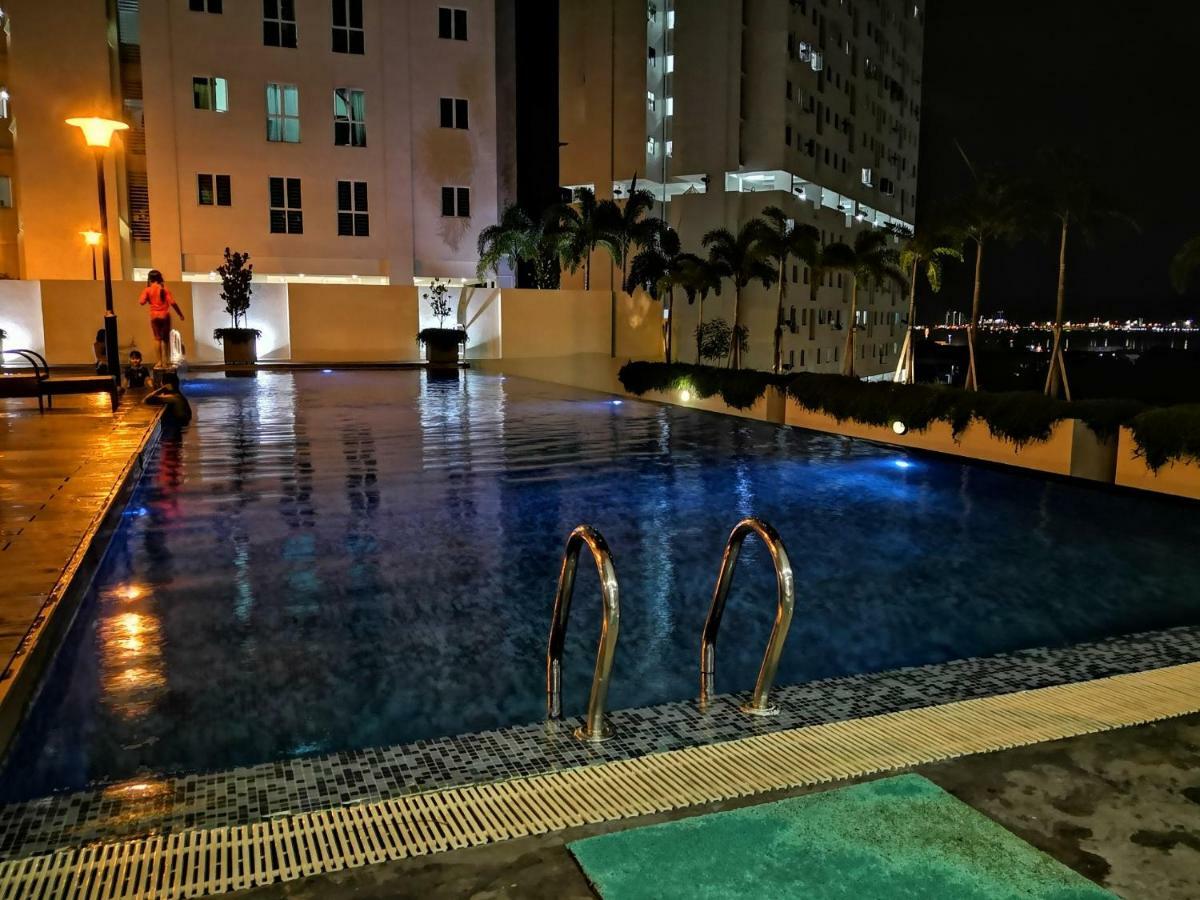 Strait Garden Studio X Ace Pro @ George Town Exterior photo